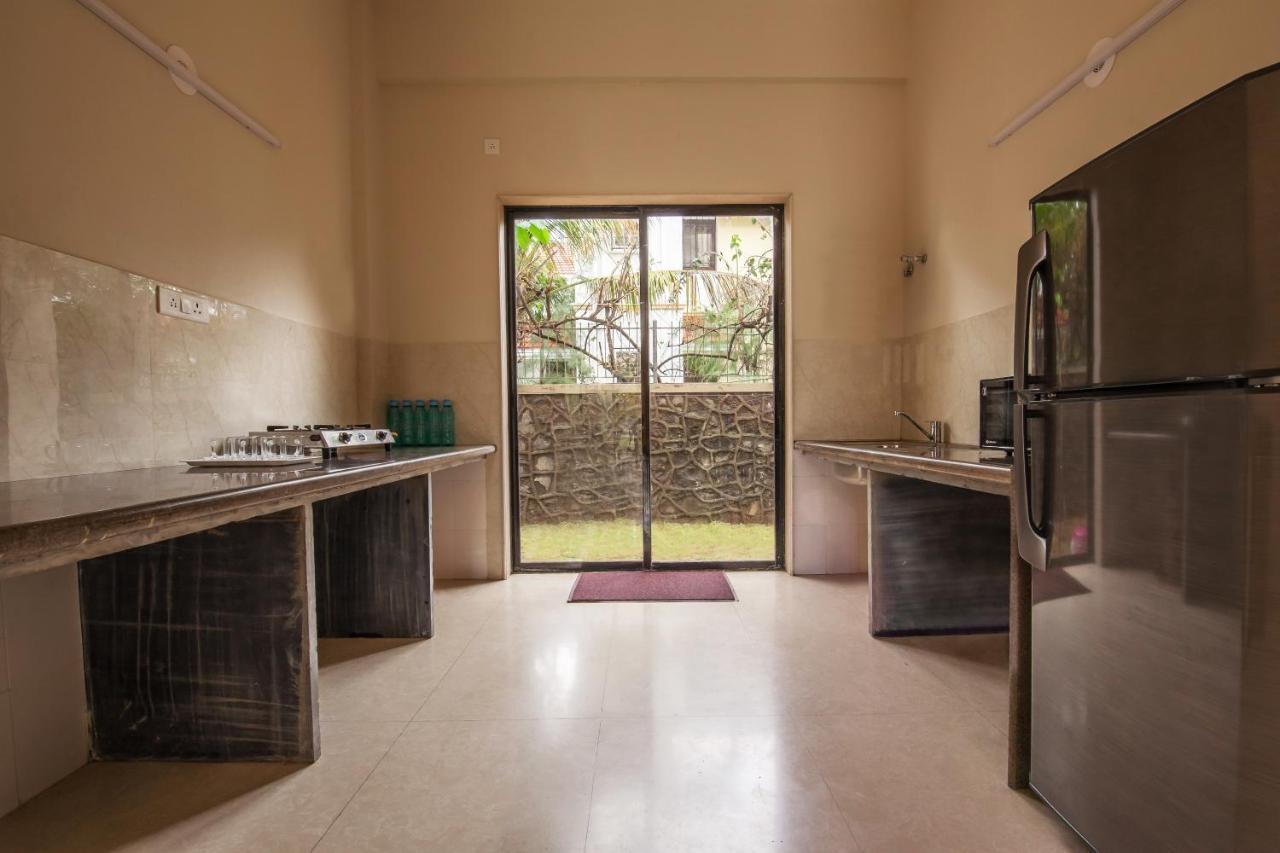 Stayvista'S Greenwoods Villa 10 - City-Center Villa With Private Pool, Terrace, Lift & Carrom Board 罗纳瓦拉 外观 照片